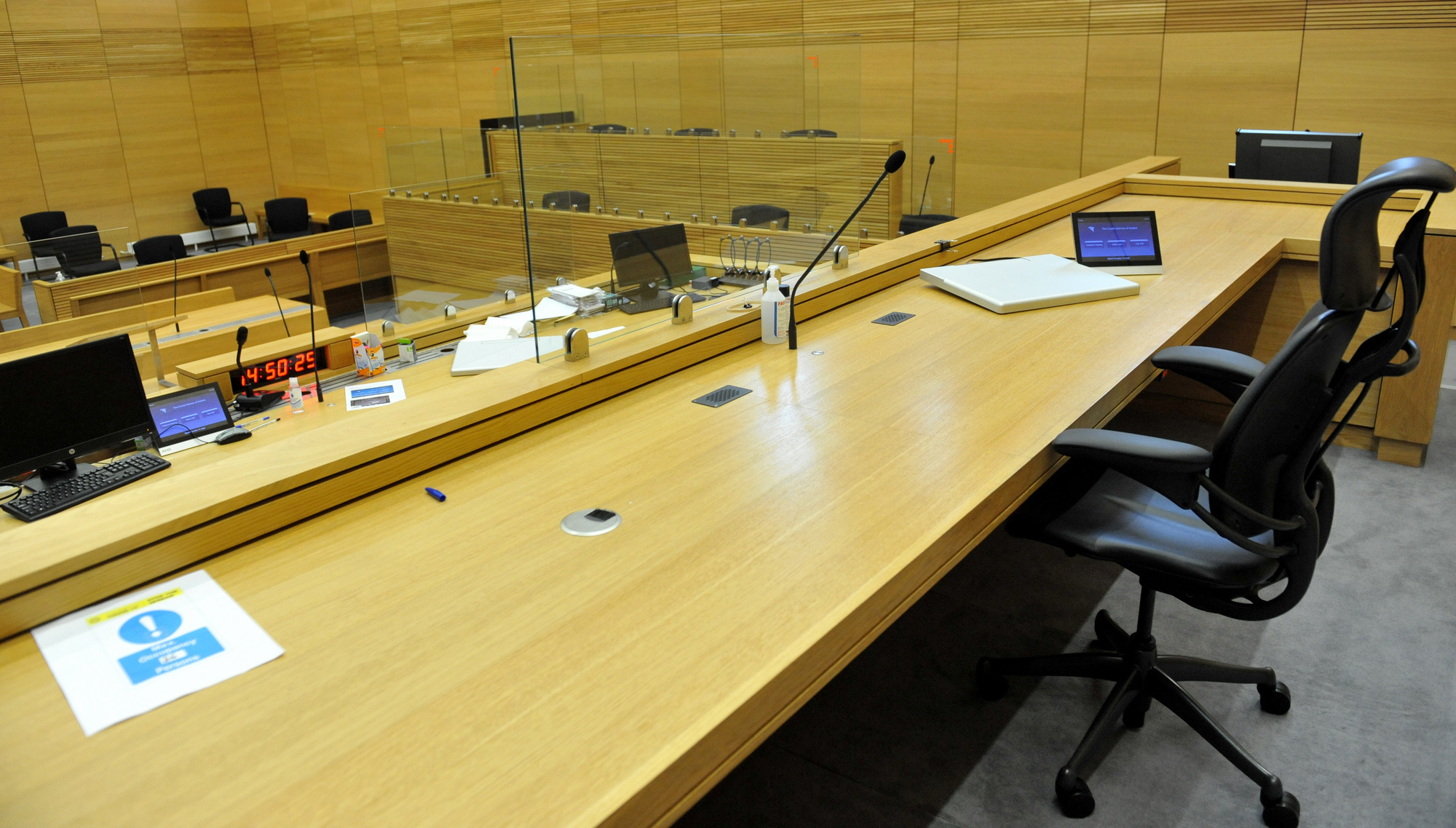 Accused threw white powder down toilet in Cork garda station 